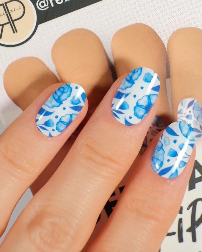Gel Nail Strip ★ @rebekahxpritchard 04