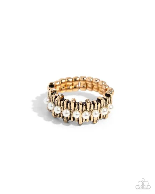 Paparazzi Ring ~ Pearly Provision