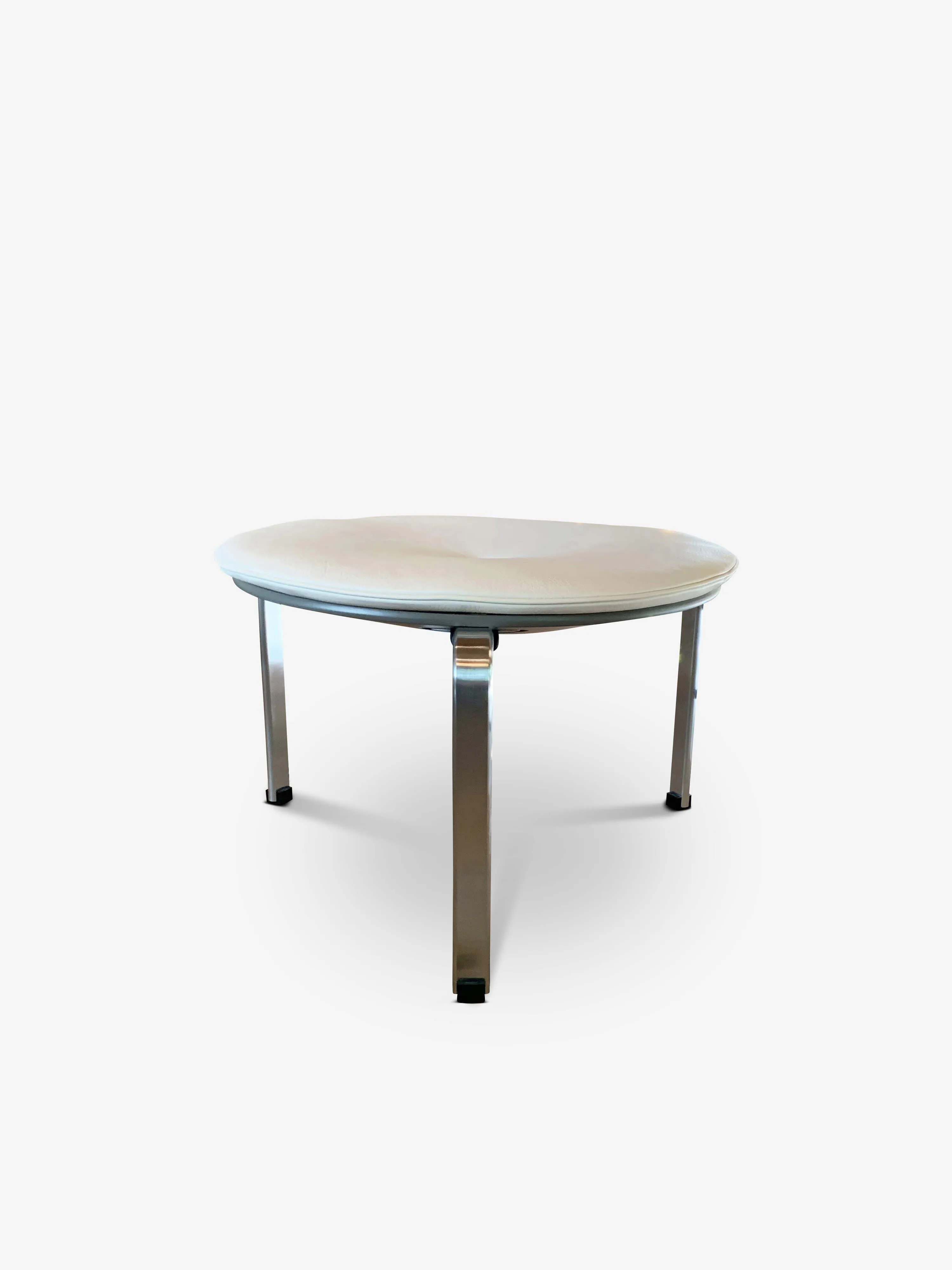 PK33 Stool in Optical White Leather by Poul Kjaerholm for Fritz Hansen
